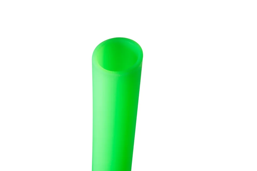 Tubo de silicona extruido en verde fluorescente