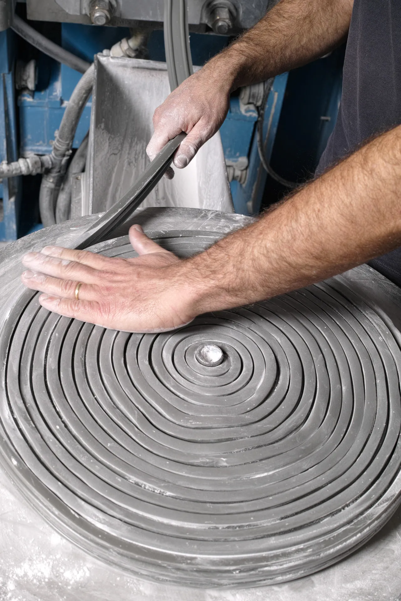 Cómo seleccionar la dureza Shore A adecuada en siliconas industriales